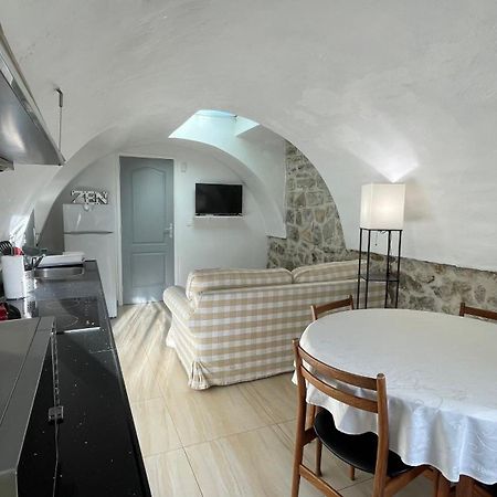 Le Doolie'S Biarritz - Panglao Garden Wifi Tv Bbq Apartment Bagian luar foto